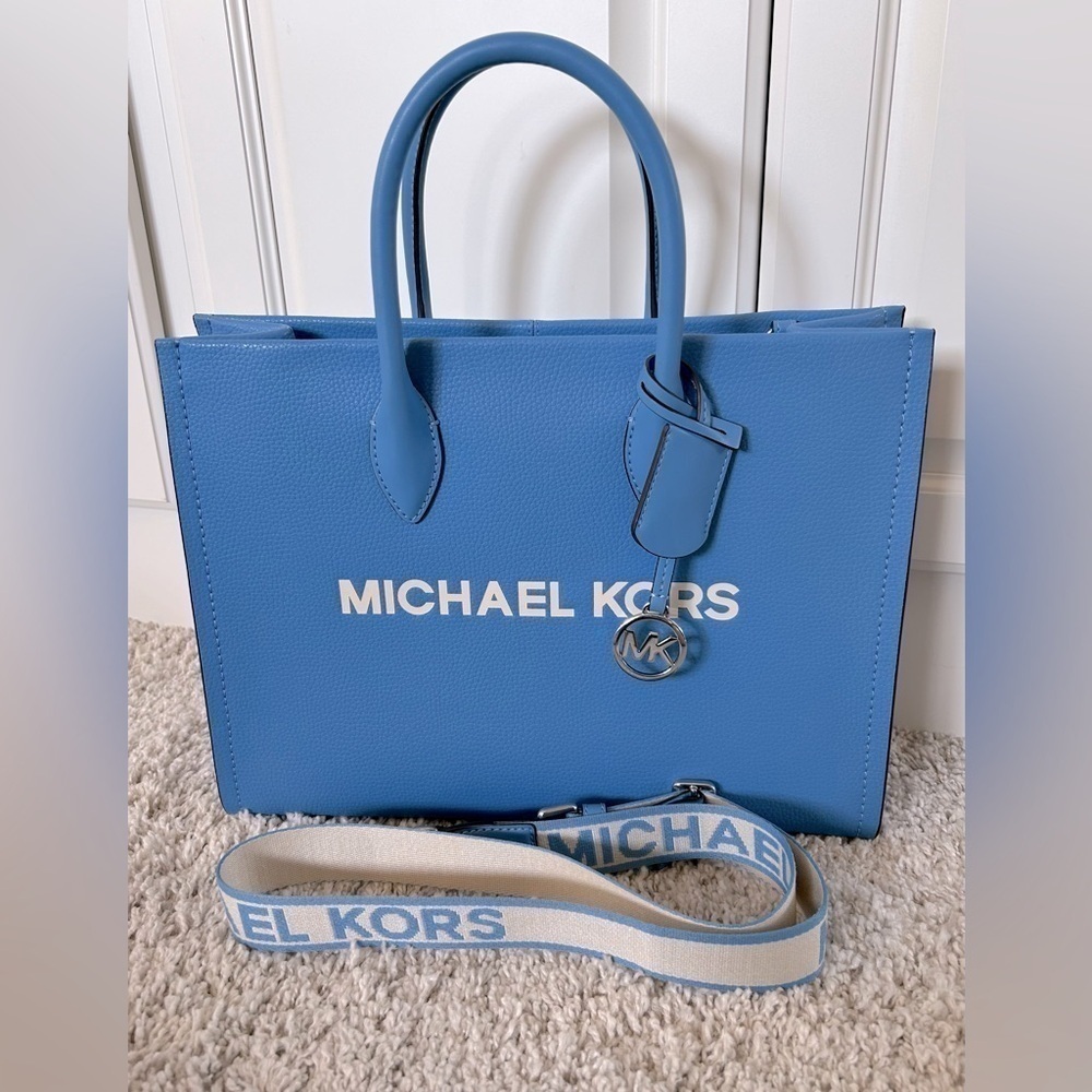 Michael Kors Mirella Medium Tote with Matching Large Snap Wallet - Picture 2 of 10